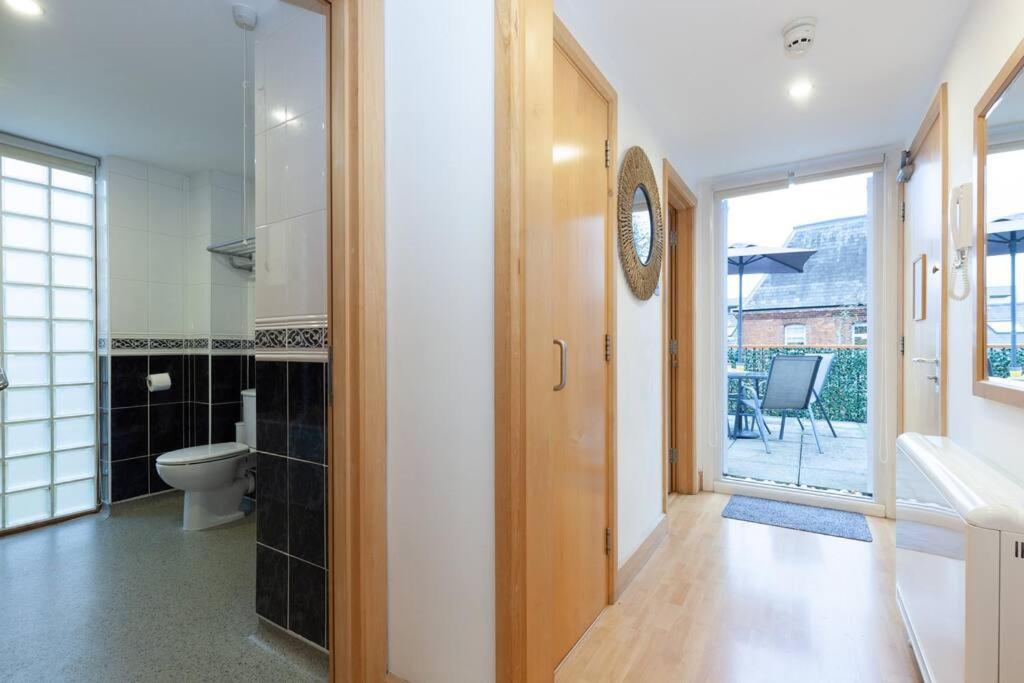 Apartment In The Heart Of The City Centre, Live Like A Local Oxford Kültér fotó